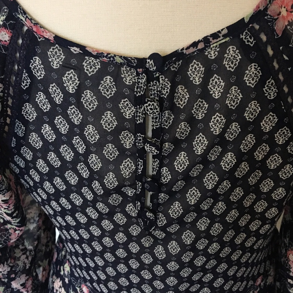 ‼️SOLD‼️Jessica Simpson Hanky Hem Maternity Blouse - Picture 9 of 13